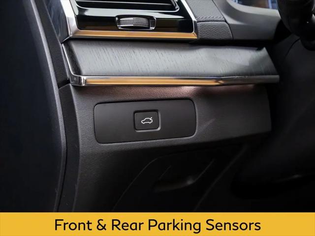 2024 Volvo XC90 B6 Ultimate Bright Theme 7-Seater