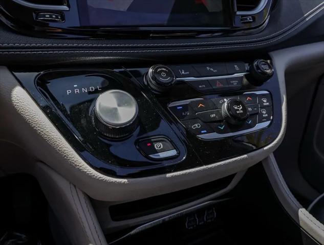 2023 Chrysler Pacifica Hybrid Limited