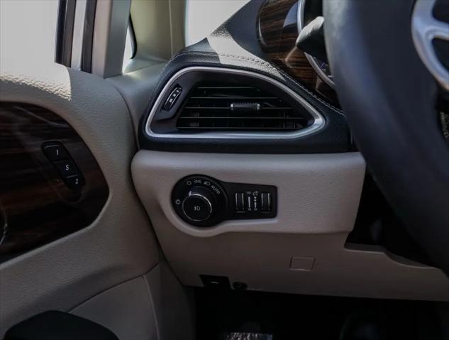 2023 Chrysler Pacifica Hybrid Limited