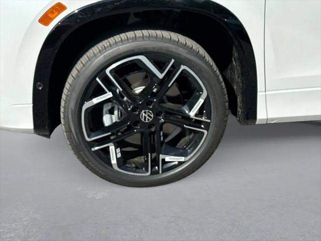 2026 Volkswagen Tiguan SEL R-Line Turbo