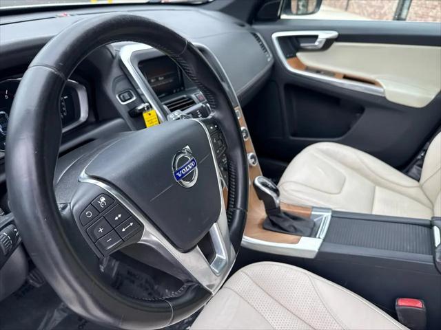 2015 Volvo XC60 T6 Platinum