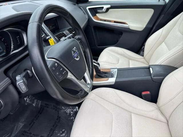 2015 Volvo XC60 T6 Platinum