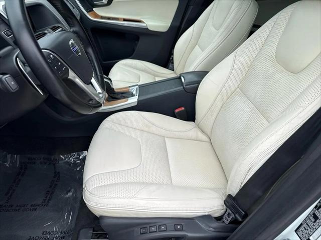 2015 Volvo XC60 T6 Platinum