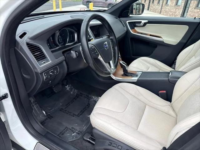 2015 Volvo XC60 T6 Platinum