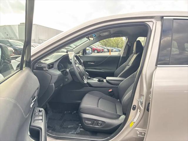 2024 Toyota Venza LE