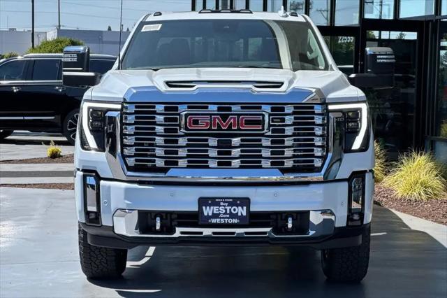 2026 GMC Sierra 2500HD Crew Cab, Standard Bed, Denali, 4WD