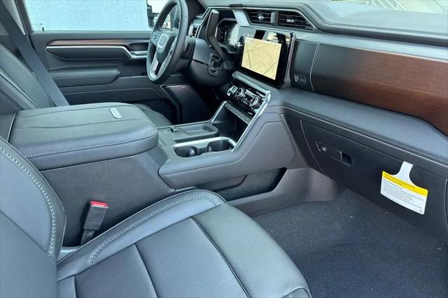 2026 GMC Sierra 2500HD Crew Cab, Standard Bed, Denali, 4WD