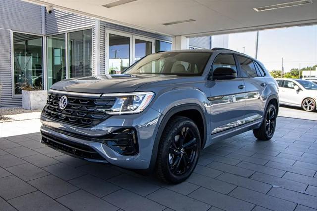 2026 Volkswagen Atlas Cross Sport SEL R-Line Black