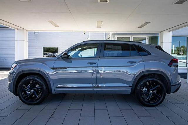 2026 Volkswagen Atlas Cross Sport SEL R-Line Black