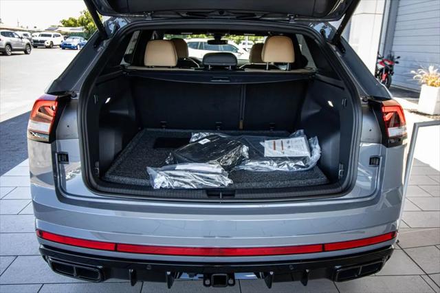 2026 Volkswagen Atlas Cross Sport SEL R-Line Black