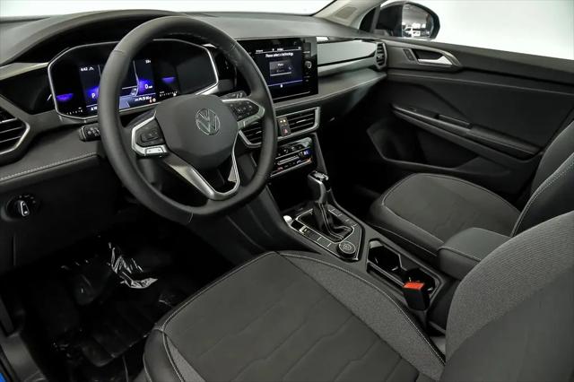 2026 Volkswagen Taos SE Black