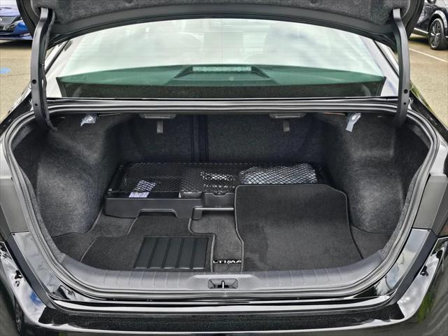 2026 Nissan Altima SR FWD