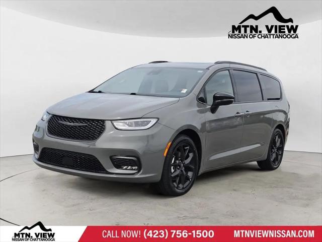 2025 Chrysler Pacifica Limited for sale in Chattanooga, TN
