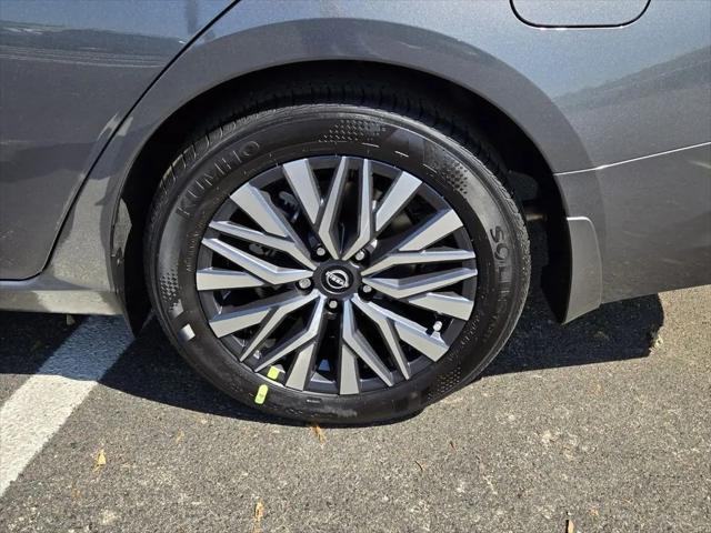 2026 Nissan Altima SV FWD