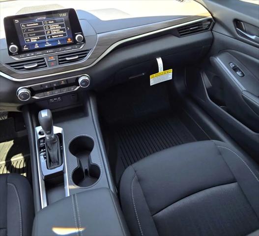 2026 Nissan Altima SV FWD