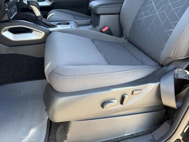 2026 Nissan Frontier Crew Cab Long Bed SV 4x4