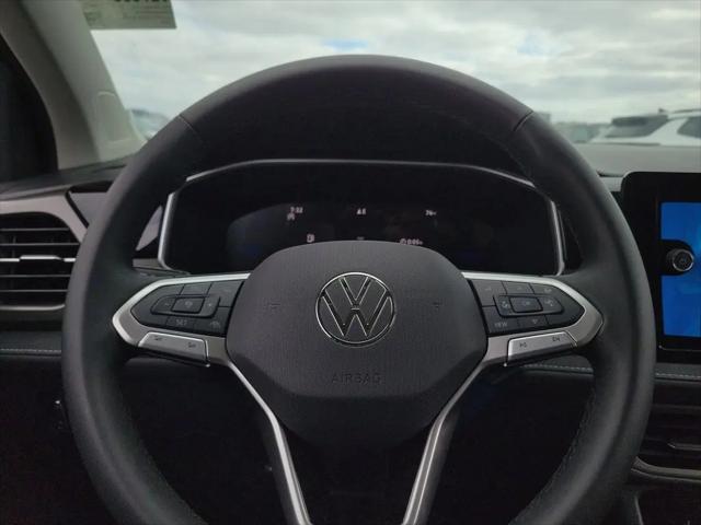 2026 Volkswagen Taos SE Black