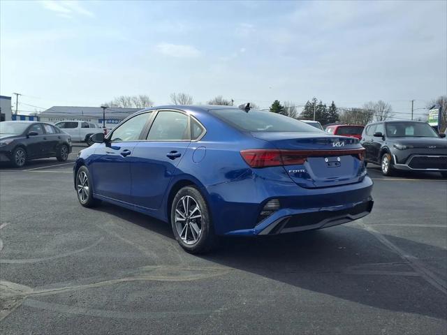 2023 Kia Forte LXS