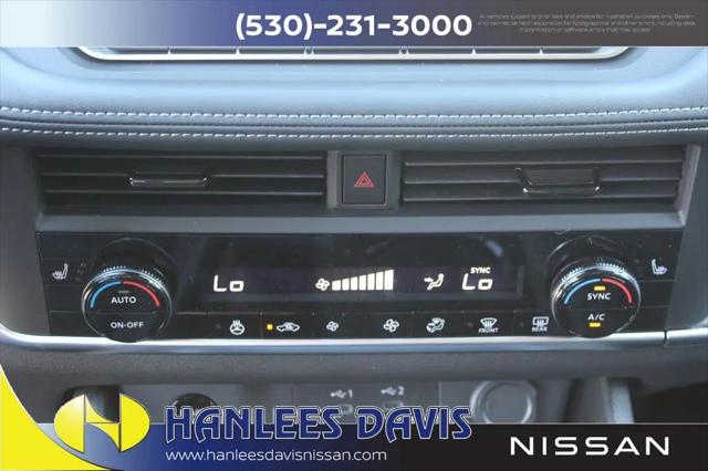 2026 Nissan Rogue Dark Armor