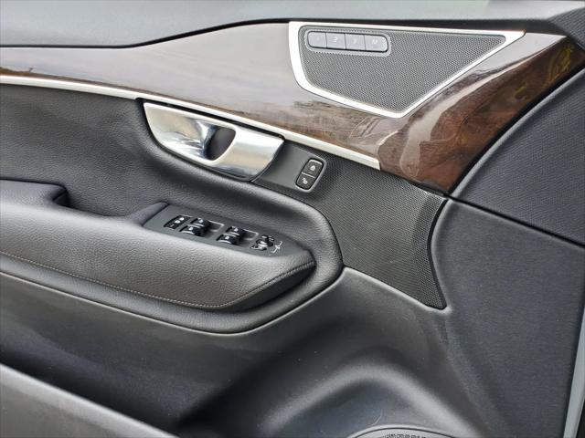 2019 Volvo XC90 T5 Momentum