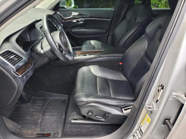 2019 Volvo XC90 T5 Momentum