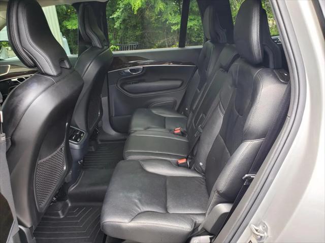 2019 Volvo XC90 T5 Momentum