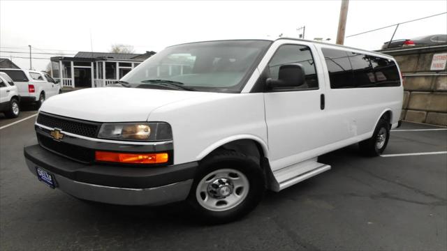 2017 Chevrolet Express LT
