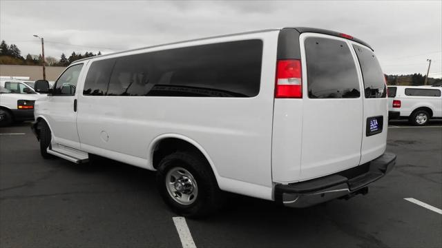 2017 Chevrolet Express LT