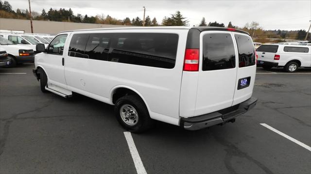 2017 Chevrolet Express LT