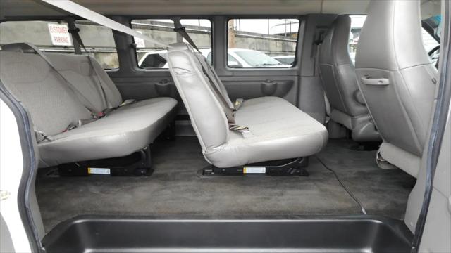 2017 Chevrolet Express LT