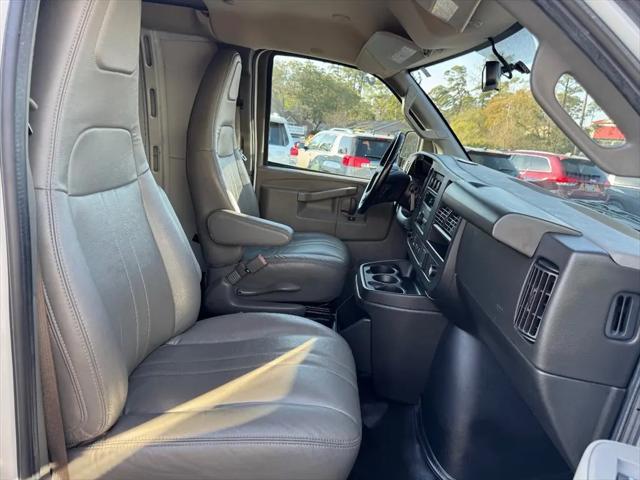 2023 GMC Savana Cargo RWD 2500 Extended Wheelbase Work Van