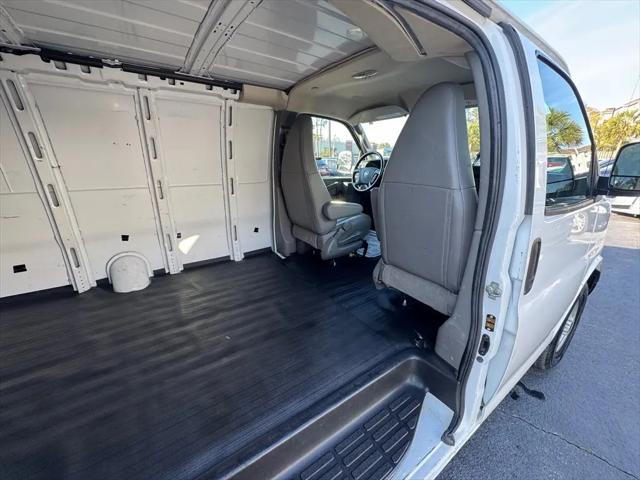 2023 GMC Savana Cargo RWD 2500 Extended Wheelbase Work Van