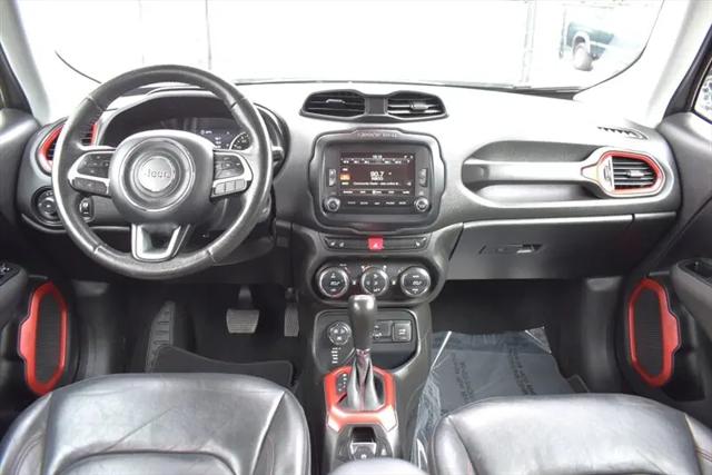 2016 Jeep Renegade Trailhawk