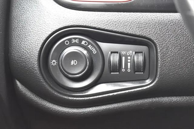 2016 Jeep Renegade Trailhawk