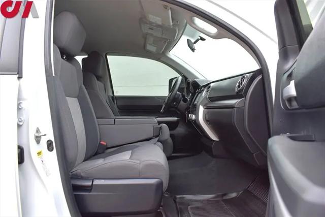 2016 Toyota Tundra SR5 5.7L V8