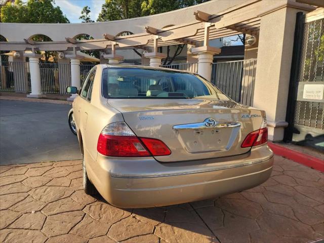2003 Toyota Avalon XLS