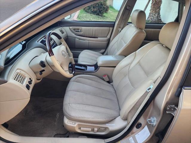 2003 Toyota Avalon XLS
