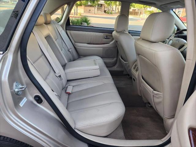 2003 Toyota Avalon XLS