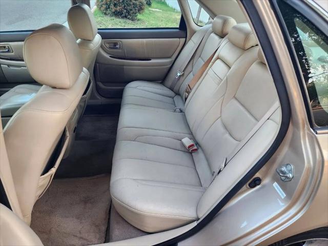 2003 Toyota Avalon XLS