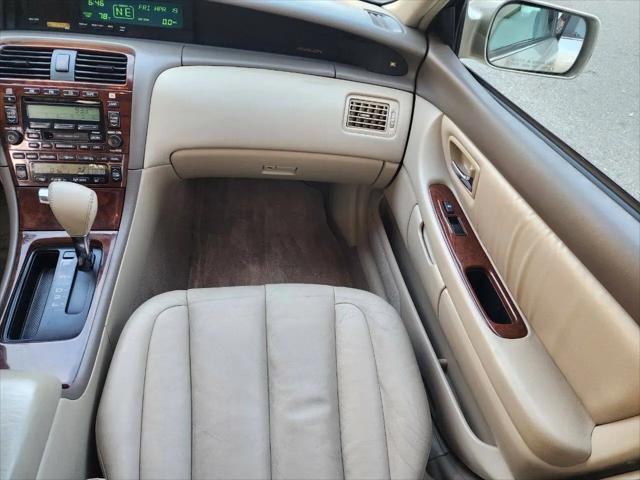 2003 Toyota Avalon XLS