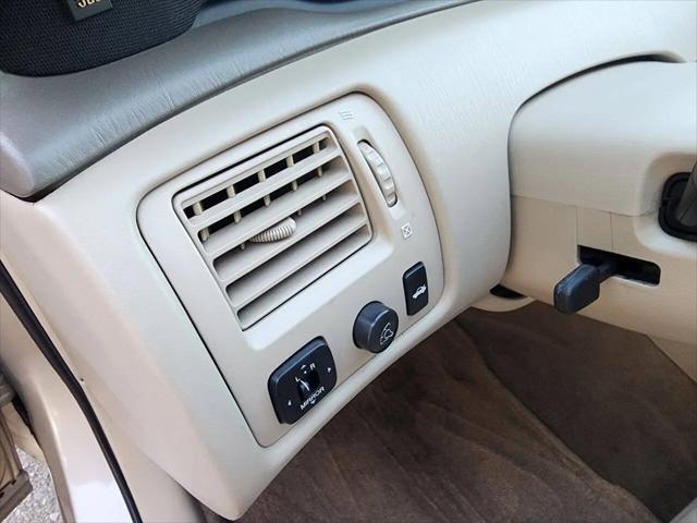 2003 Toyota Avalon XLS