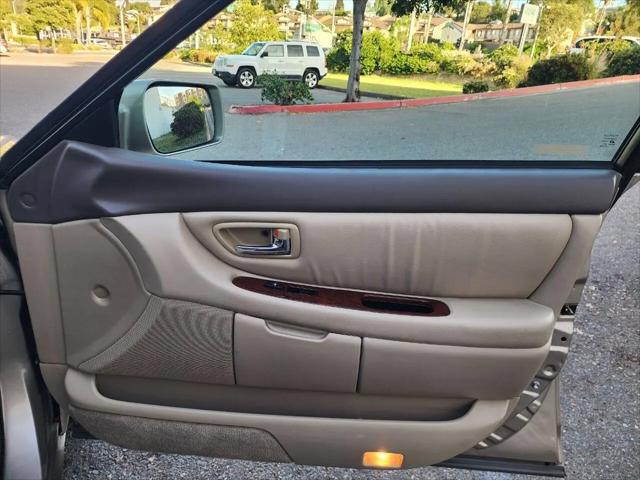 2003 Toyota Avalon XLS