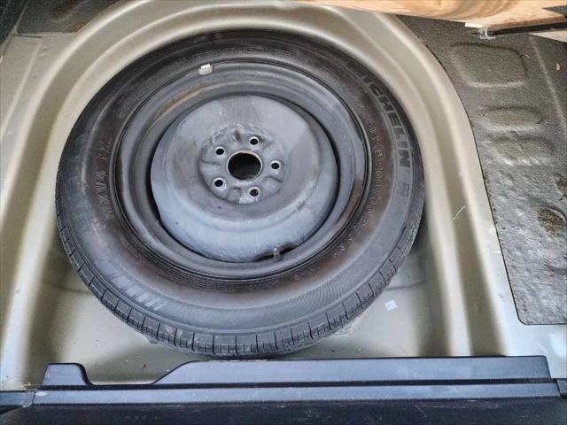 2003 Toyota Avalon XLS
