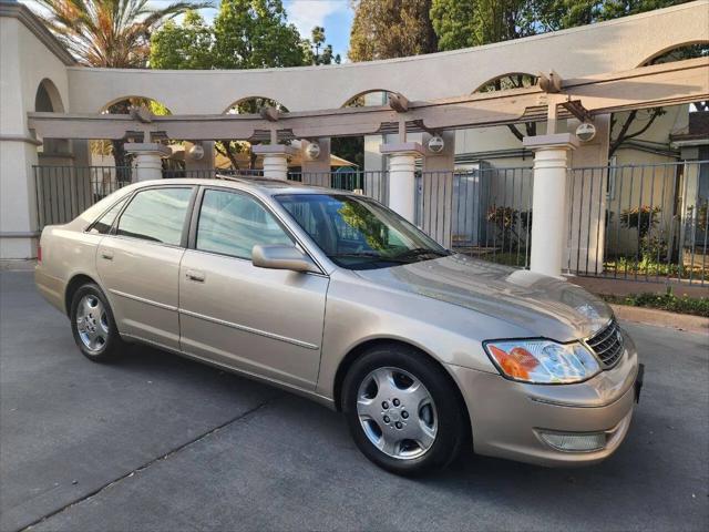2003 Toyota Avalon XLS