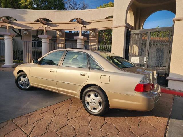 2003 Toyota Avalon XLS