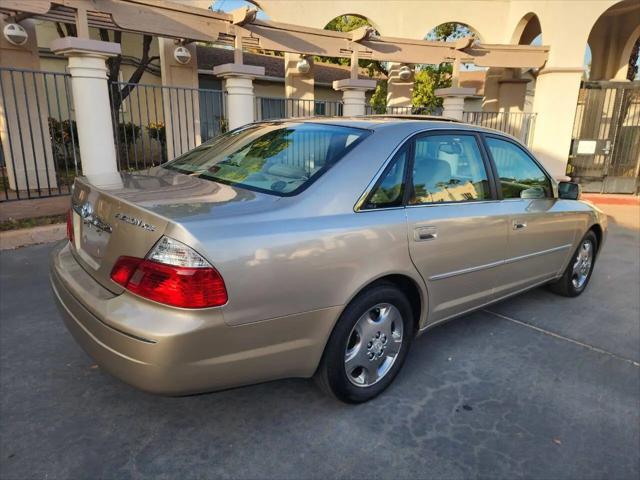 2003 Toyota Avalon XLS