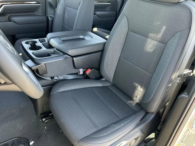 2026 GMC Sierra 2500HD Crew Cab, Standard Bed, SLE, 4WD