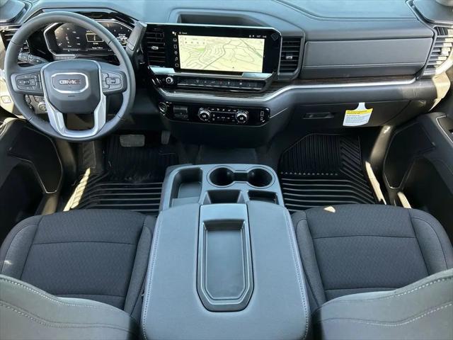 2026 GMC Sierra 2500HD Crew Cab, Standard Bed, SLE, 4WD
