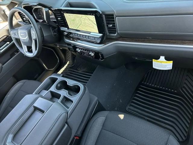 2026 GMC Sierra 2500HD Crew Cab, Standard Bed, SLE, 4WD