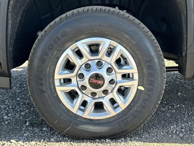 2026 GMC Sierra 2500HD Crew Cab, Standard Bed, SLE, 4WD